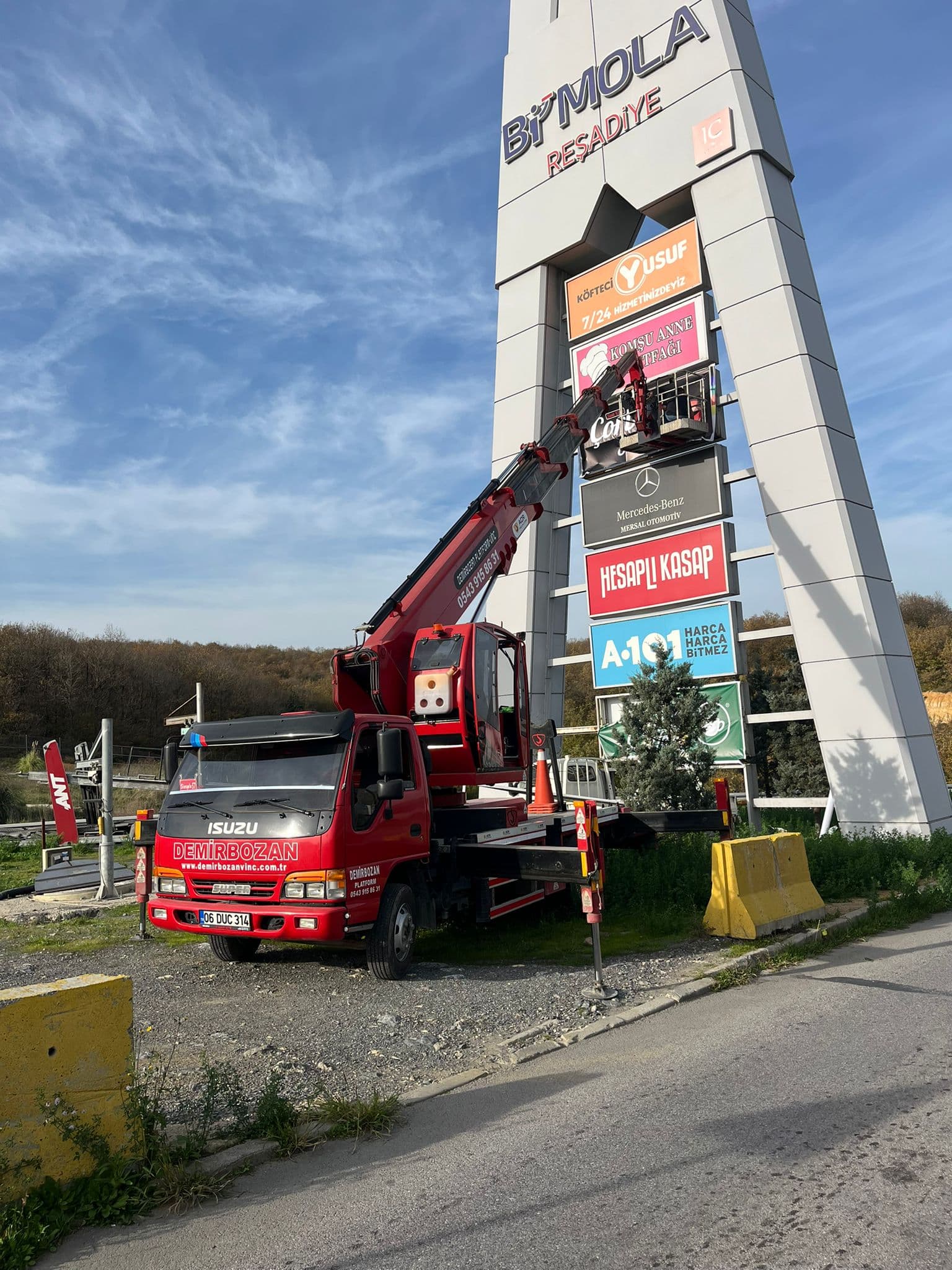 Bolgelerde sepetli vinc hizmeti