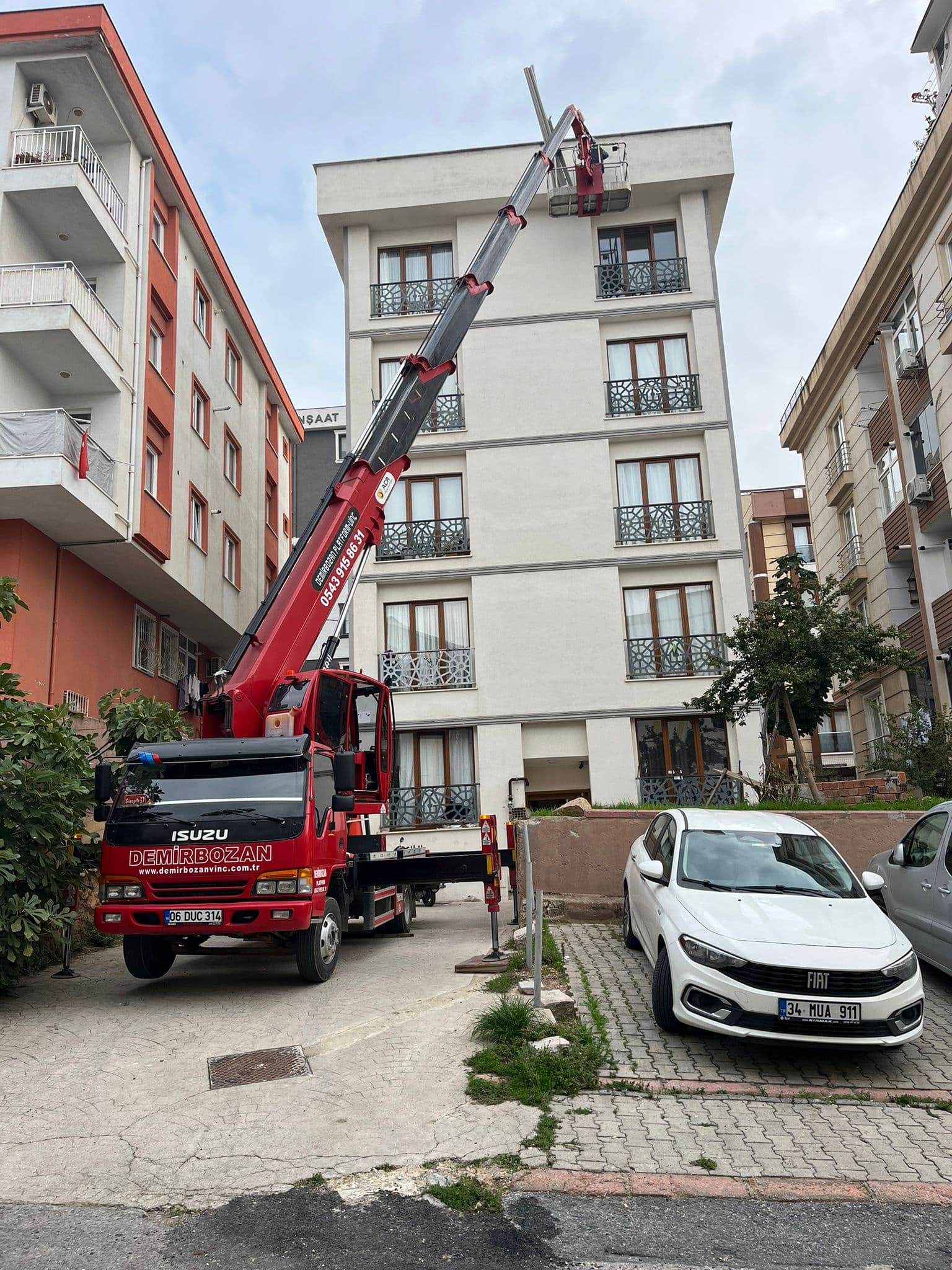 Tuzla Vinç Kiralama Fiyatları ve Seçenekleri kapak gorseli